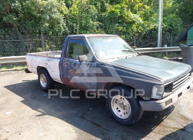 1987 Toyota PICKUP photo
