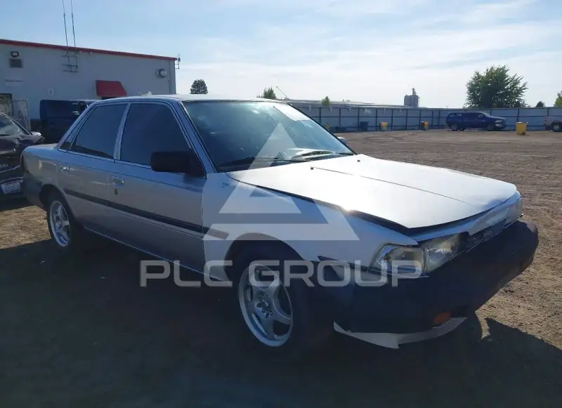 1988 Toyota CAMRY фото
