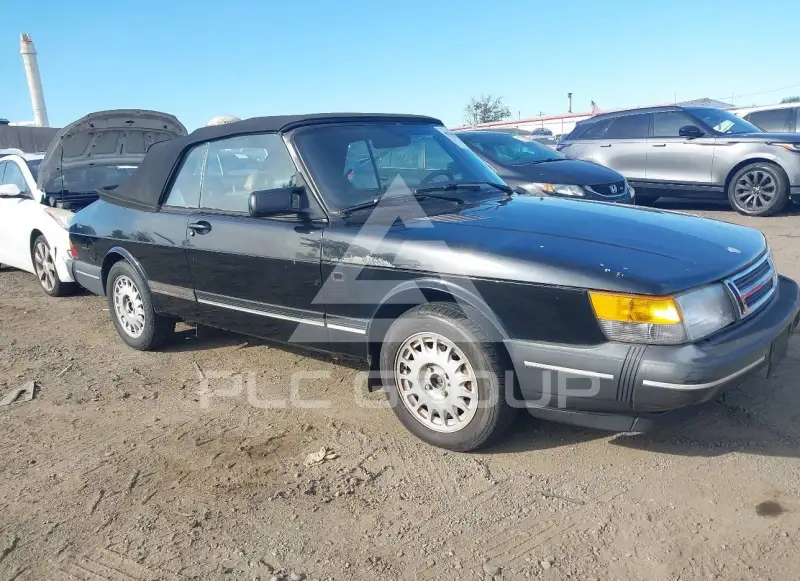 1989 SAAB 900 photo