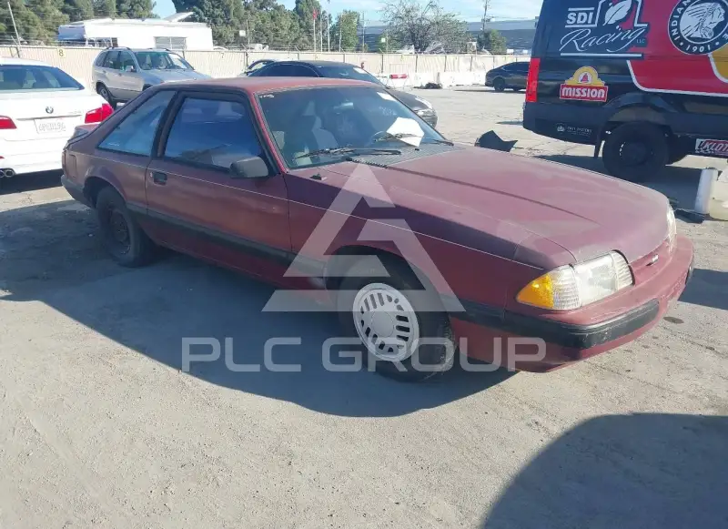 1989 Ford MUSTANG photo