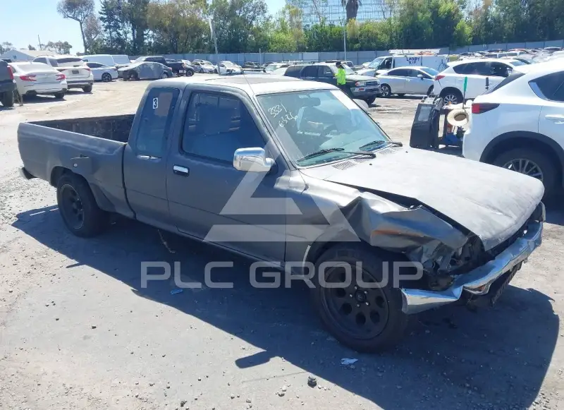 1990 Toyota PICKUP фото