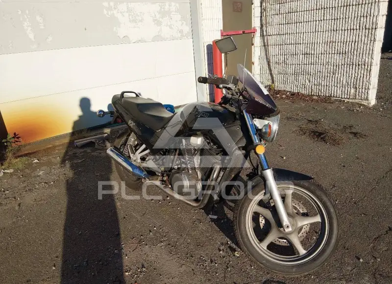 1991 Suzuki  фото