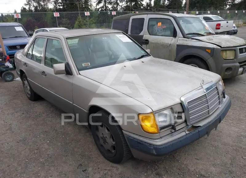 1992 Mercedes Benz E 300 фото