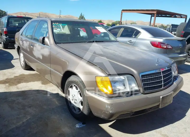 1992 Mercedes Benz E 300 photo