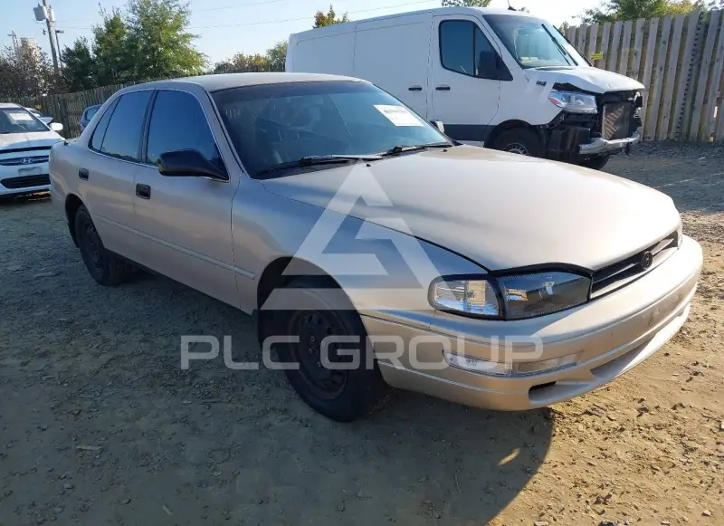 1992 Toyota CAMRY photo