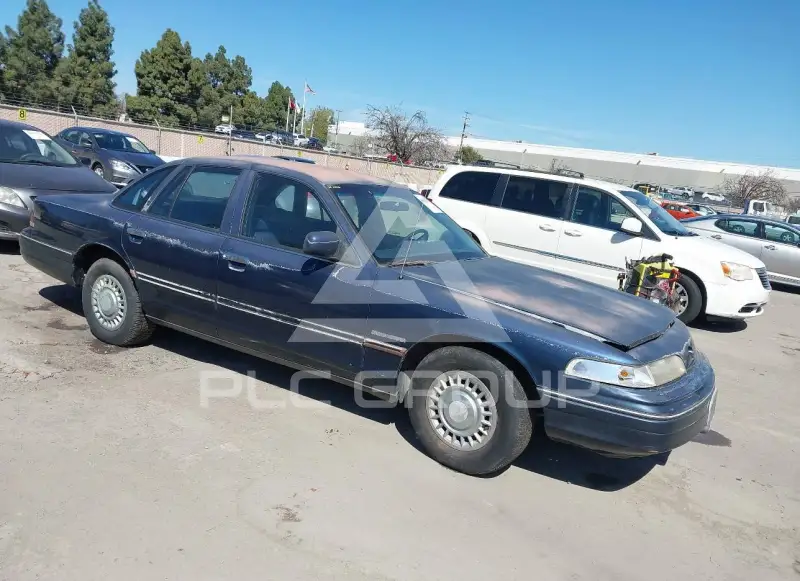 1992 Ford CROWN photo