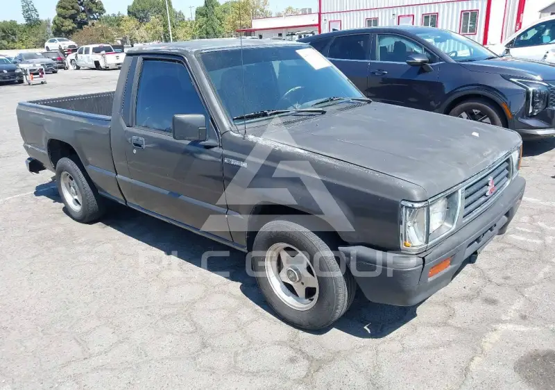 1993 Mitsubishi  фото