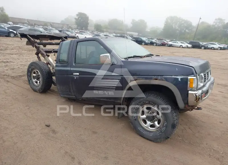 1993 Nissan TRUCK photo