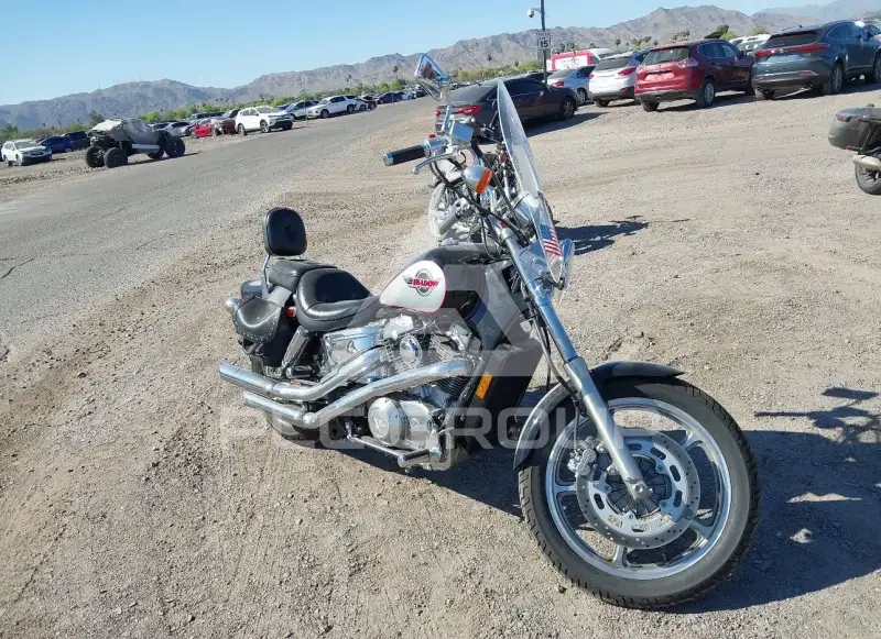 1993 Honda VT1100 photo