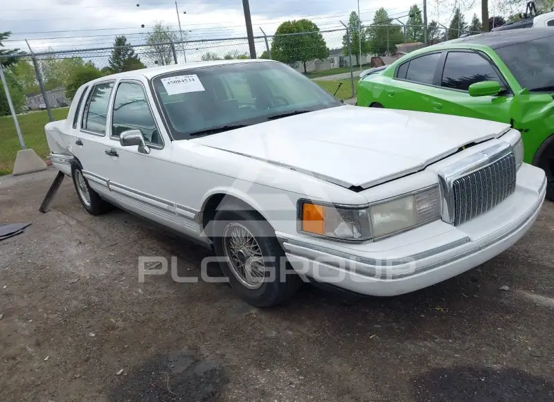 1994 Lincoln Town фото
