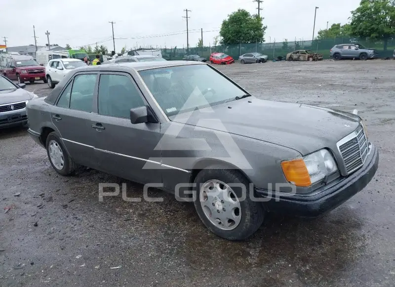 1994 Mercedes Benz E-Class photo