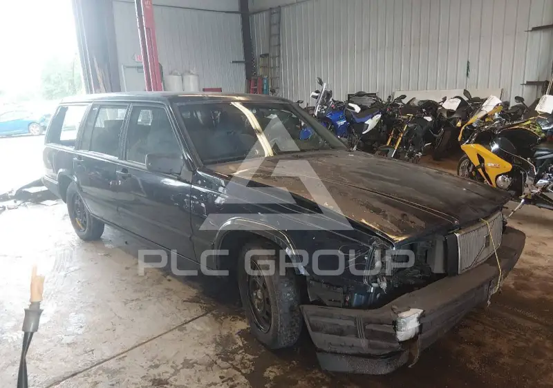 1994 Volvo 940 photo