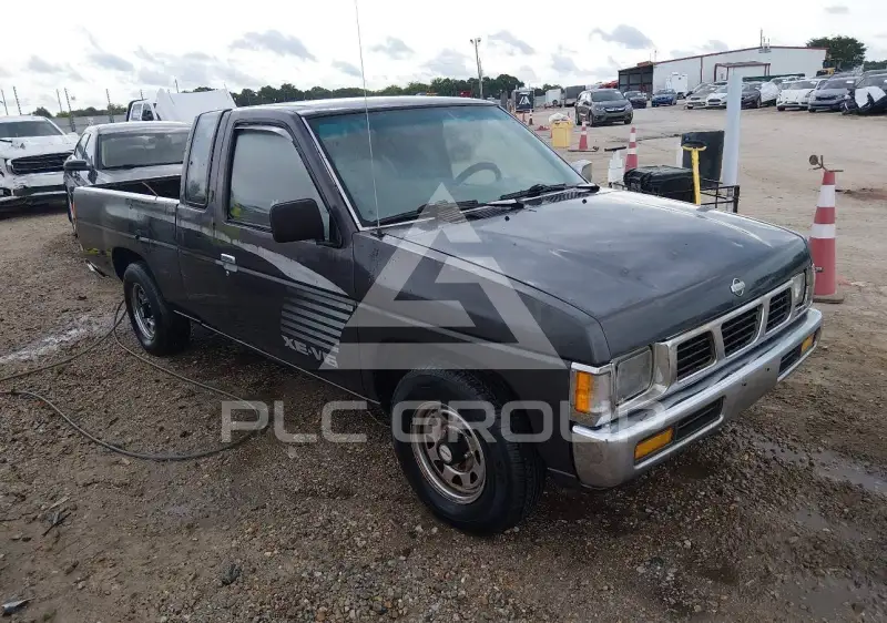1995 Nissan TRUCK фото
