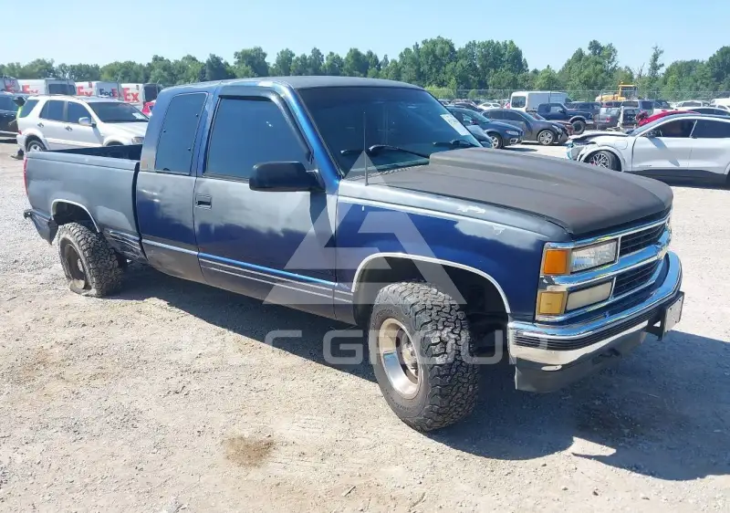 1995 Chevrolet GMT-400 photo