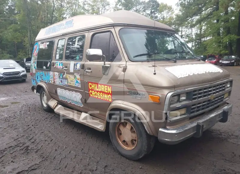 1995 Chevrolet G20 фото
