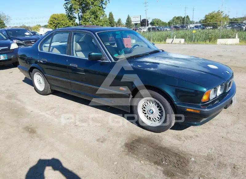 1995 BMW 525 photo