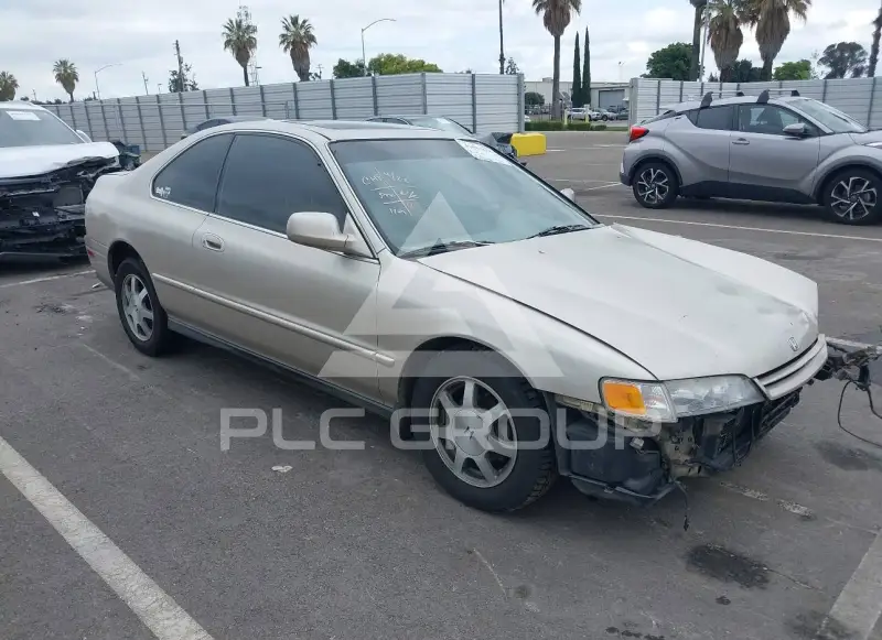 1995 Honda Accord photo