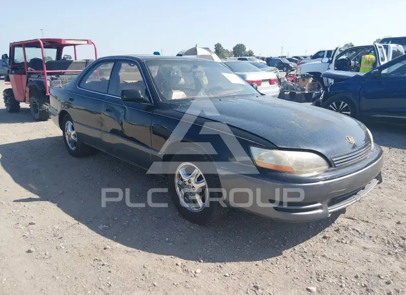 1995 Lexus ES photo