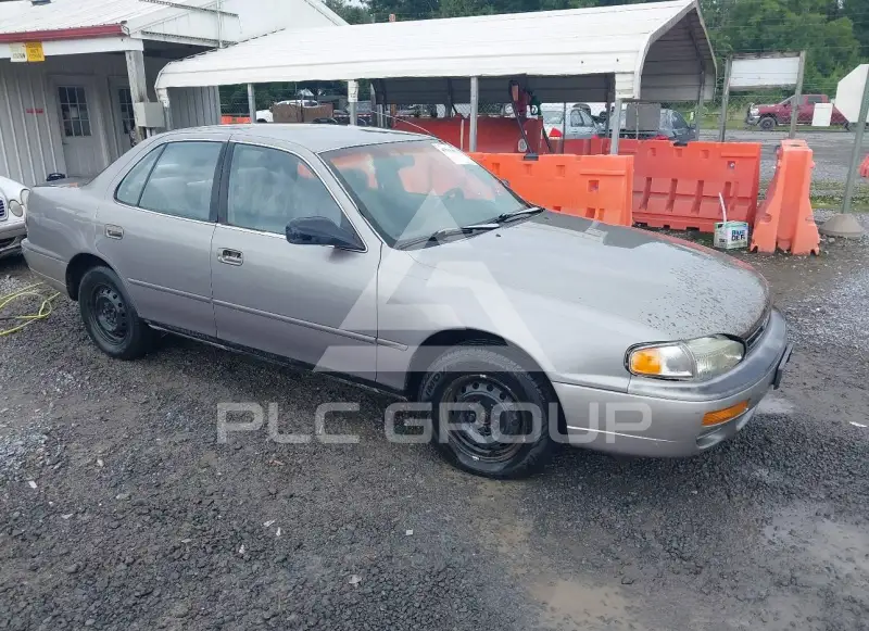 1995 Toyota CAMRY фото
