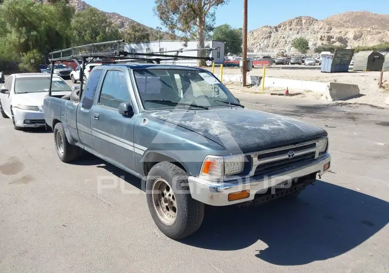 1995 Toyota PICKUP photo