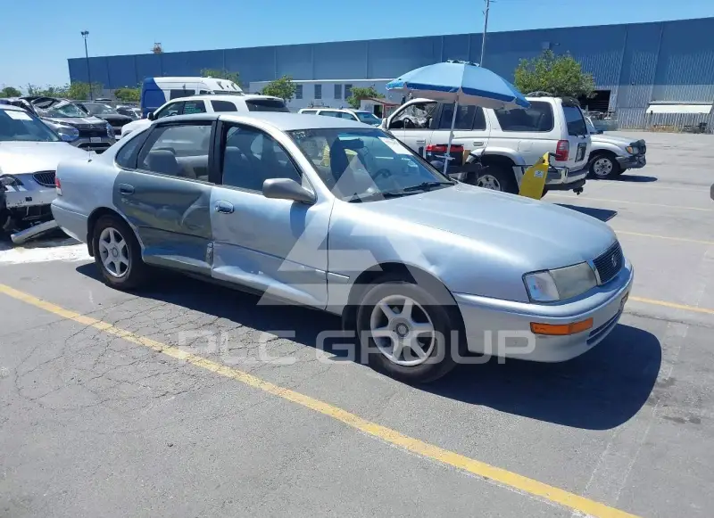 1995 Toyota AVALON фото