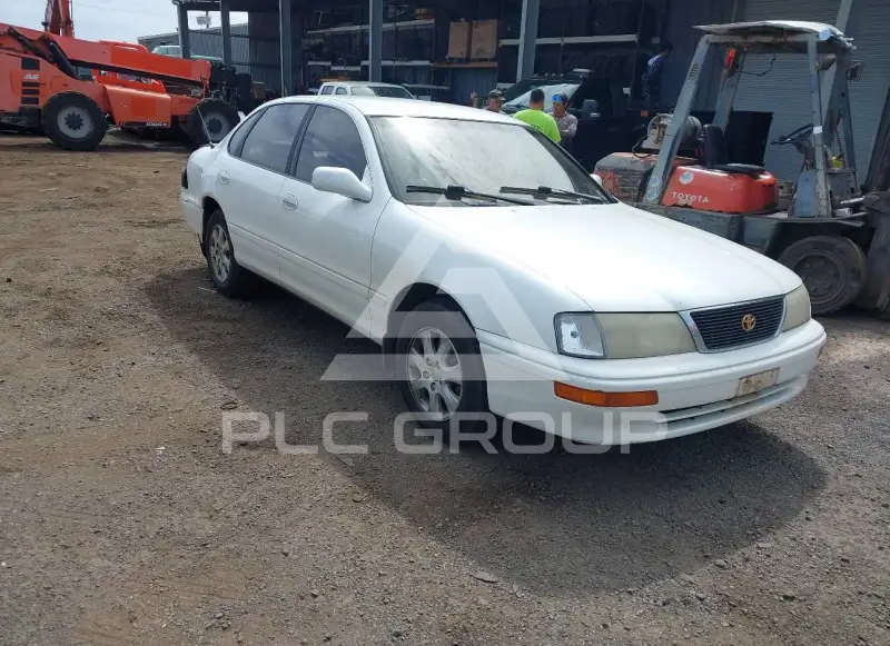 1995 Toyota AVALON photo