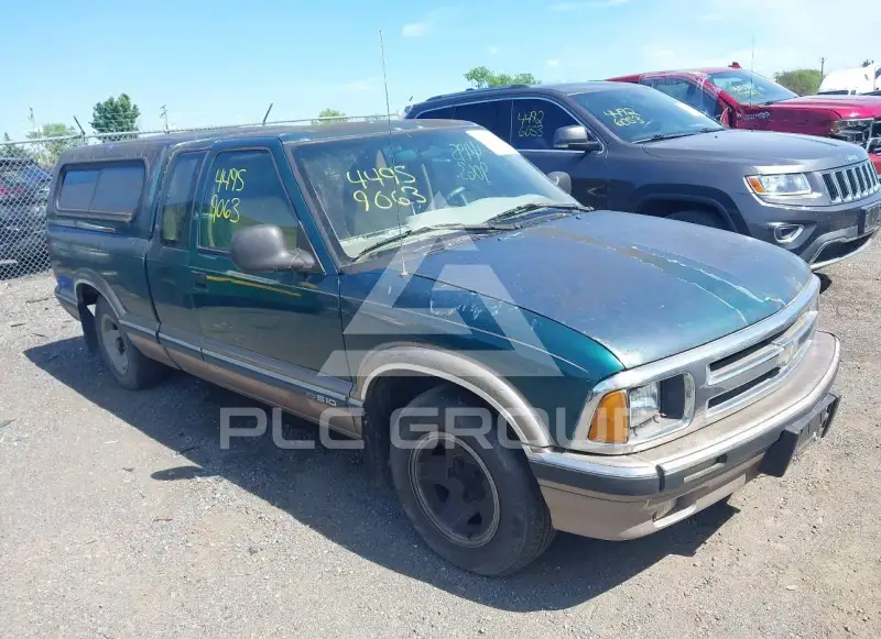 1996 Chevrolet S10 фото