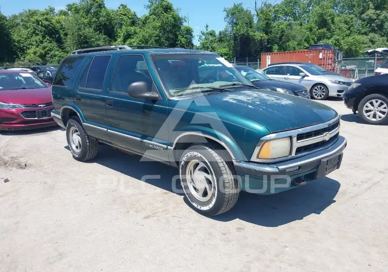 1996 Chevrolet Blazer photo