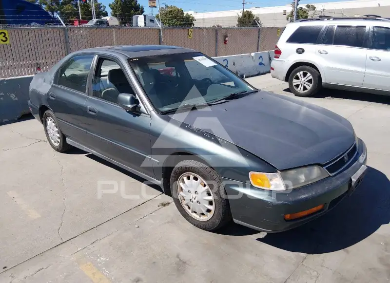 1996 Honda Accord photo