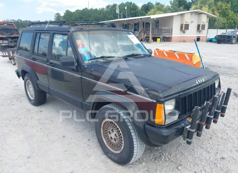 1996 Jeep CHEROKEE photo