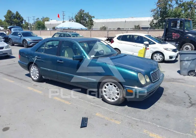 1996 Mercedes Benz E-Class photo