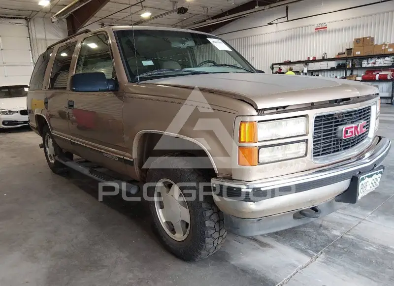 1996 GMC YUKON фото