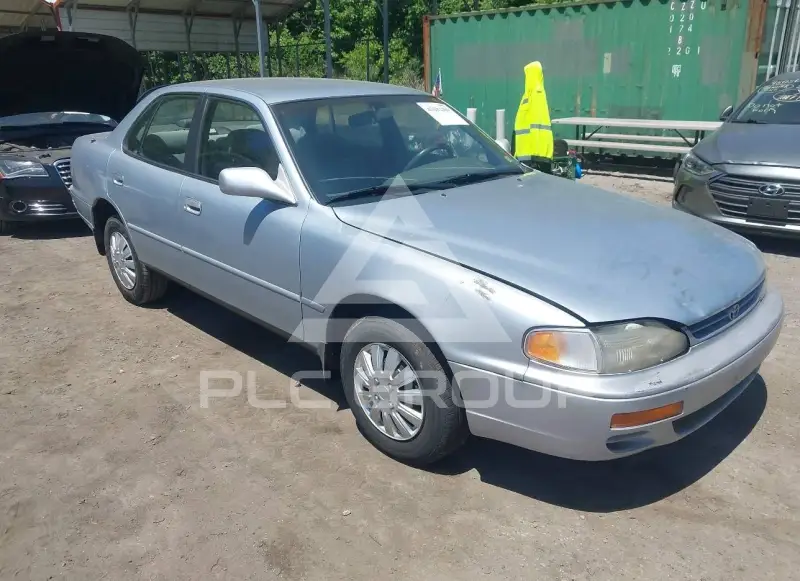 1996 Toyota CAMRY фото
