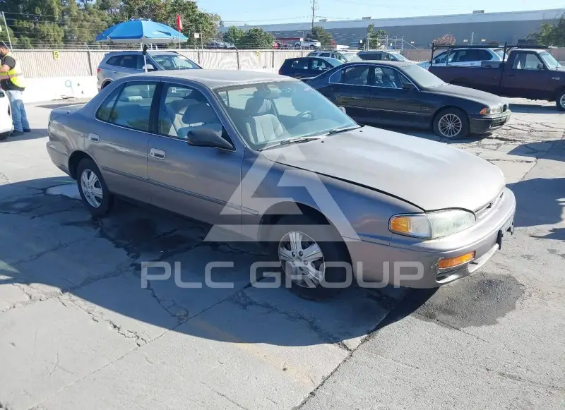 1996 Toyota CAMRY фото