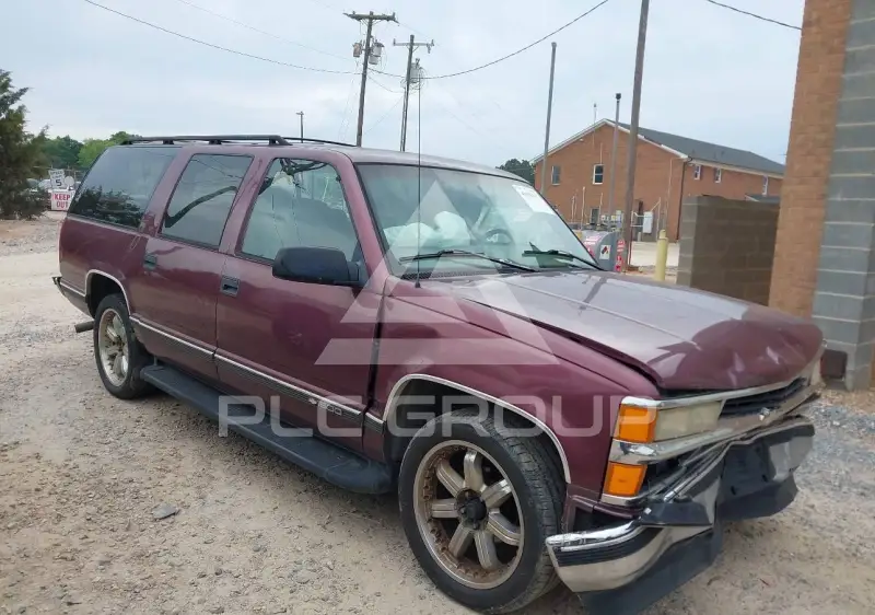 1997 Chevrolet Suburan photo