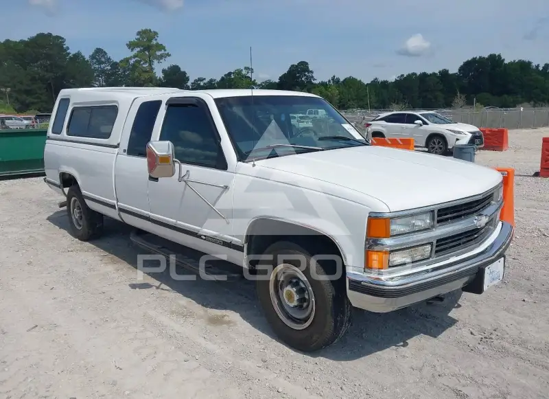 1997 Chevrolet C2500 photo