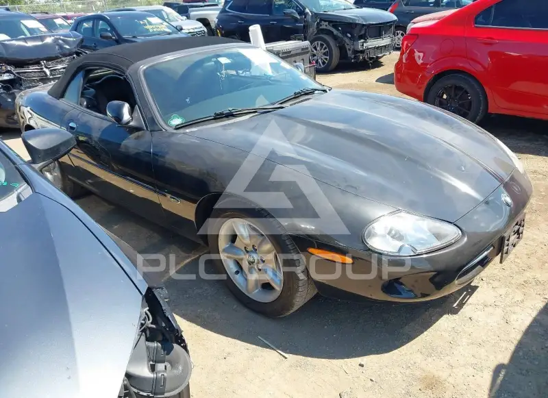 1997 Jaguar XK8 photo