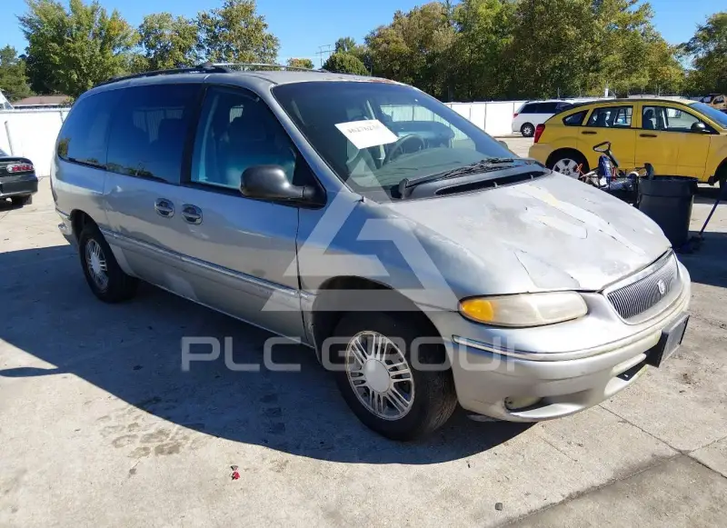 1997 Chrysler TOWN & COUNTRY photo