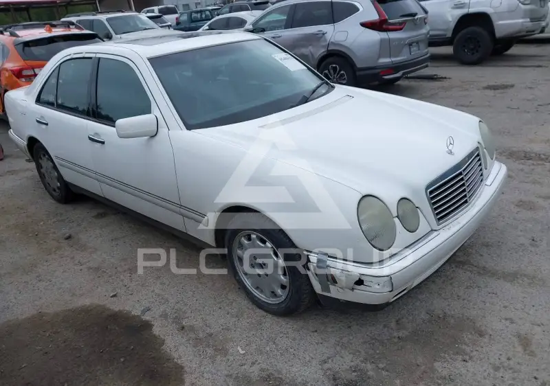1997 Mercedes Benz E 320 фото