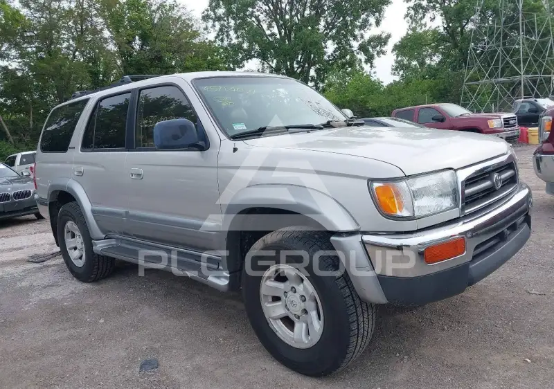 1997 Toyota 4 RUNNER photo