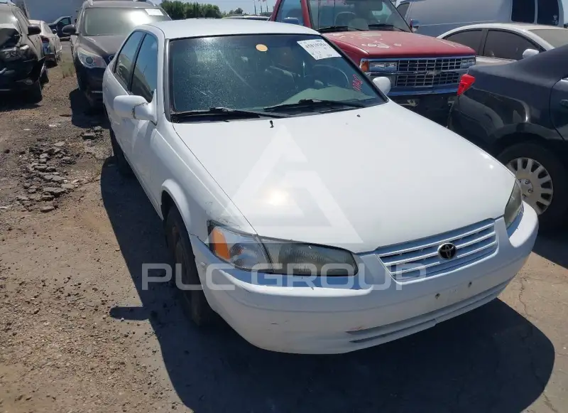 1997 Toyota CAMRY фото