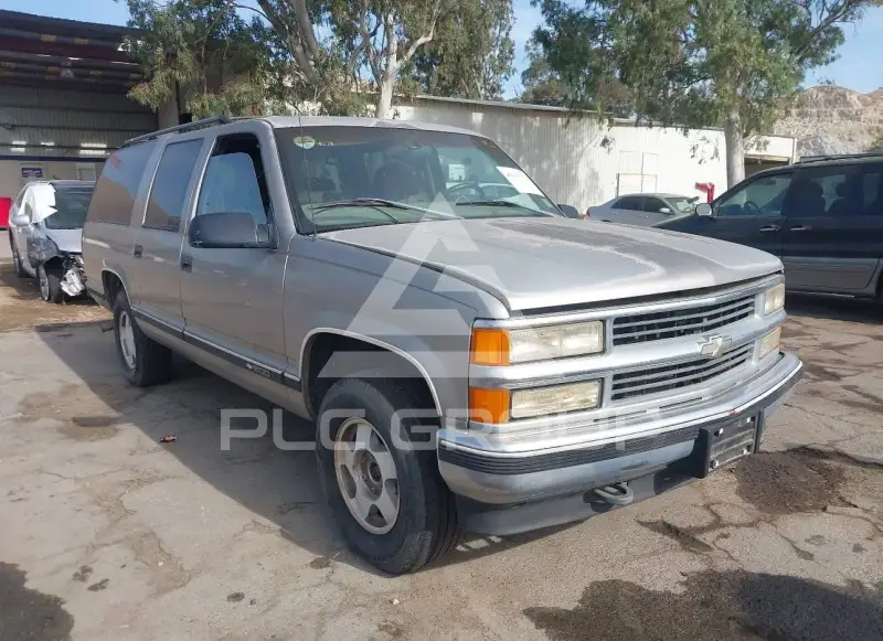 1998 Chevrolet Suburan фото