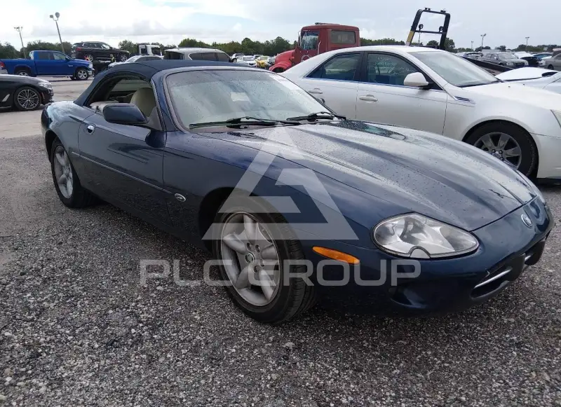 1998 Jaguar XK8 photo