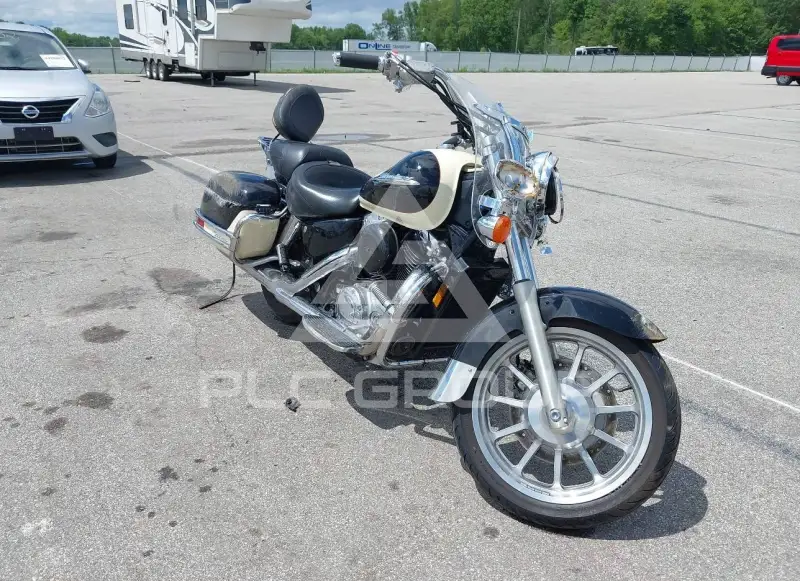 1998 Honda VT1100 фото