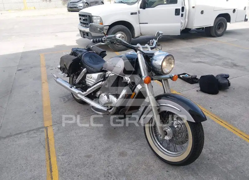 1998 Honda VT1100 фото