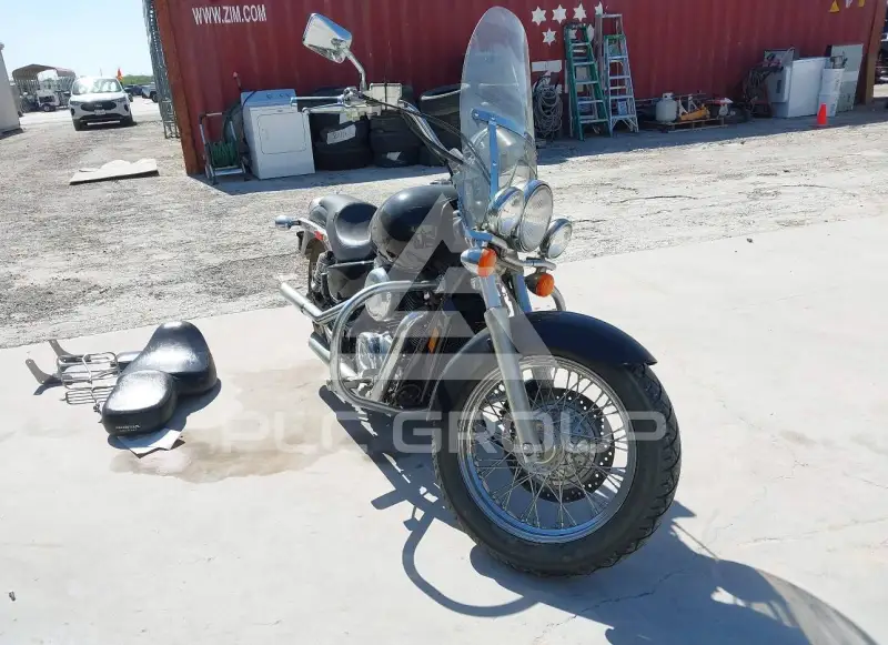 1998 Honda VT1100 фото