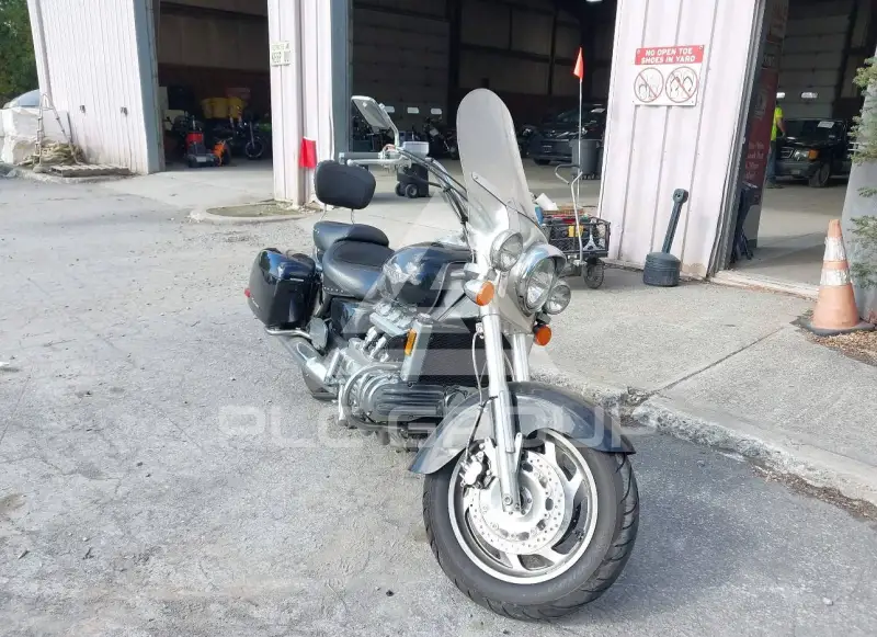 1998 Honda GL1500 photo