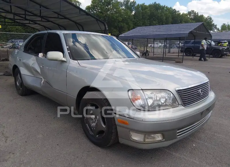 1998 Lexus LS400 photo