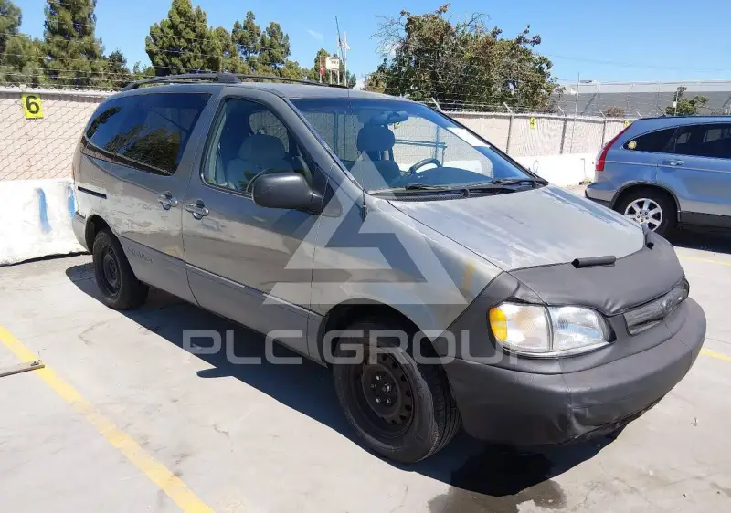 1998 Toyota SIENNA photo
