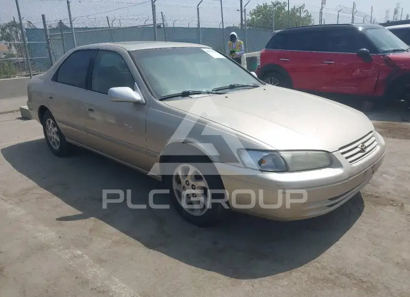 1998 Toyota CAMRY фото